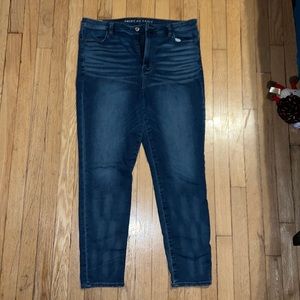 American Eagle Super High Rise Jegging